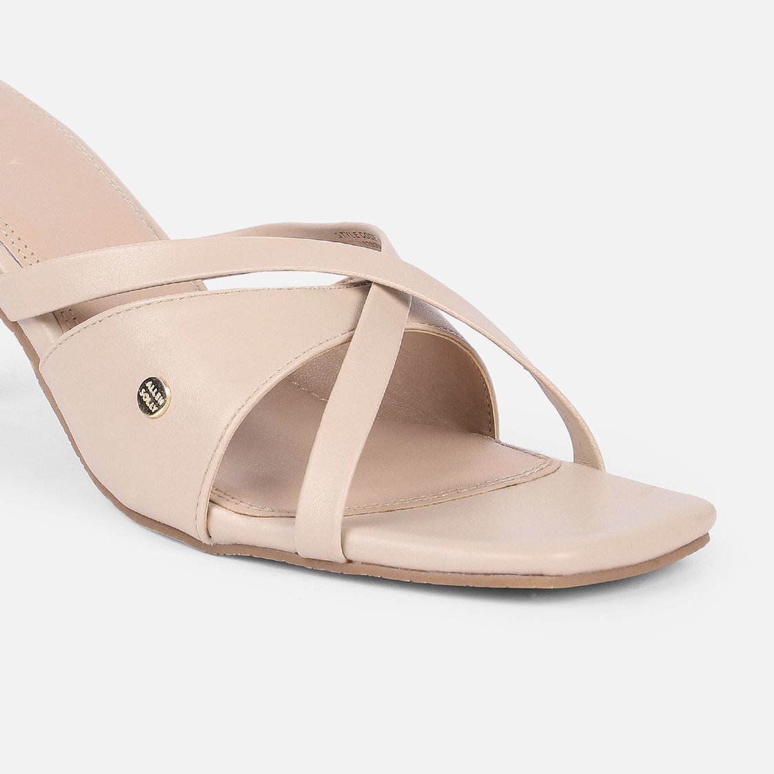 ALLEN SOLLY: Where Classic Elegance Meets Modern Stilettos