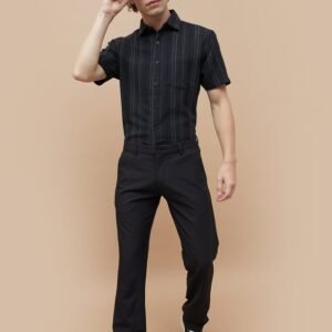 FAME FOREVER Men’s Striped Smart Fit Shirt – Sharp & Sophisticated