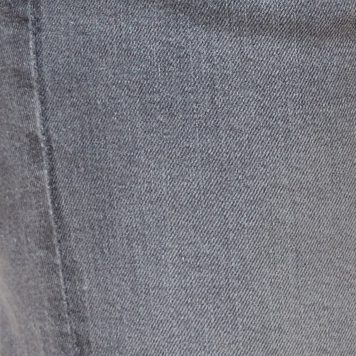 FORCA’s Slim Tapered Washed Jeans: The Perfect Fit