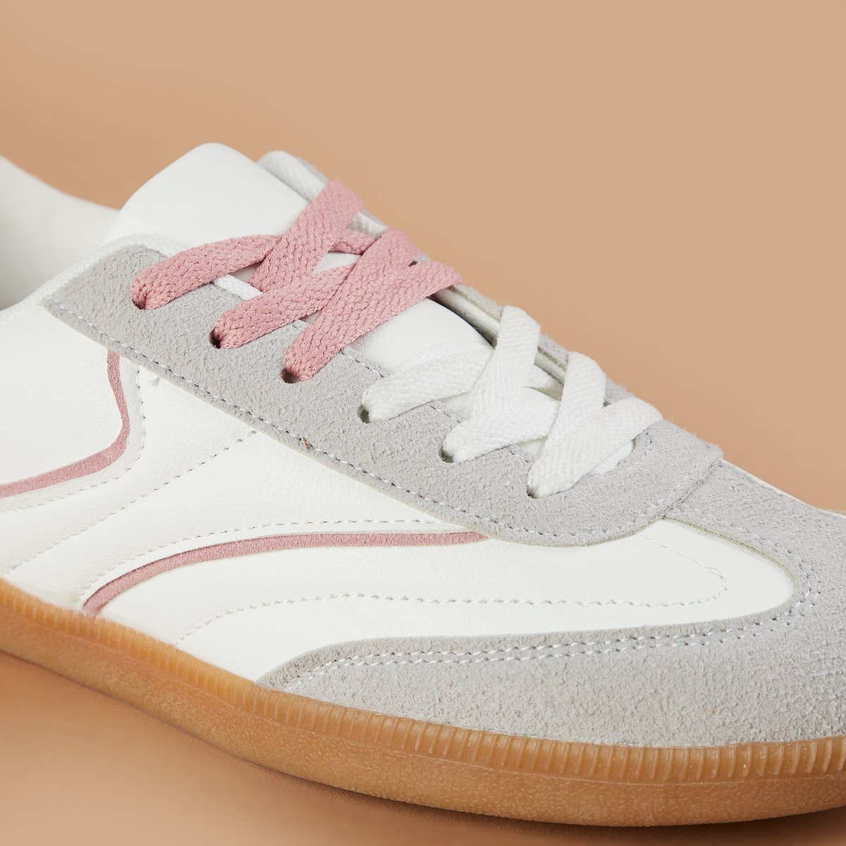 GINGER Panelled Sneakers: Effortless Edge